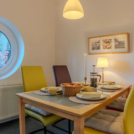 Appartementanlage Seeblick, App 102 코세로우